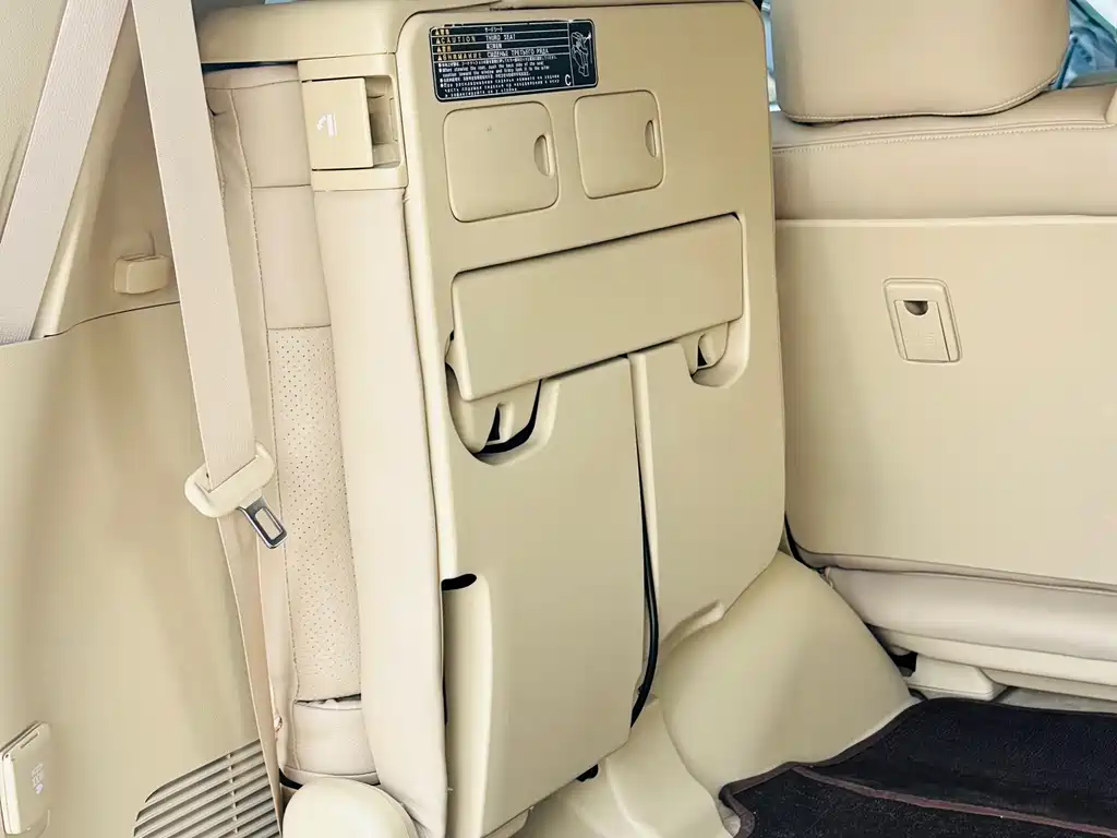 Toyota Land Cruiser 2017 — фото 23