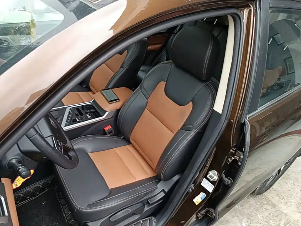 Geely Vision X6 2019 — фото 15