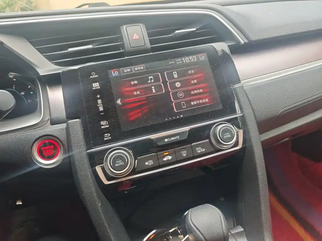 Honda Civic 2018 — фото 13