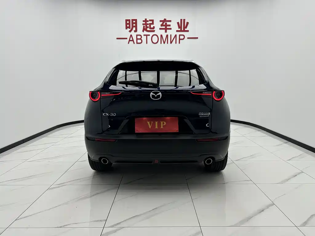 Mazda CX-30 2022 — фото 10
