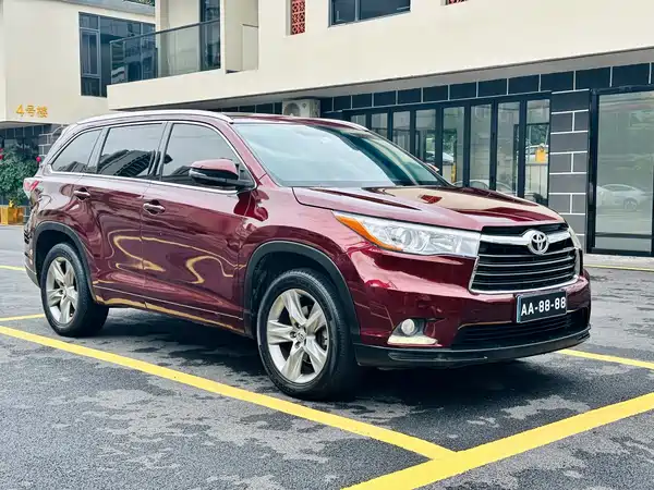 Toyota Highlander 2015
