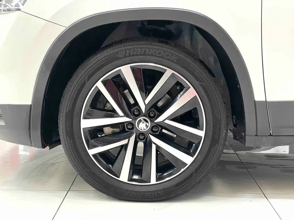 Skoda Kamiq 2021 — фото 11