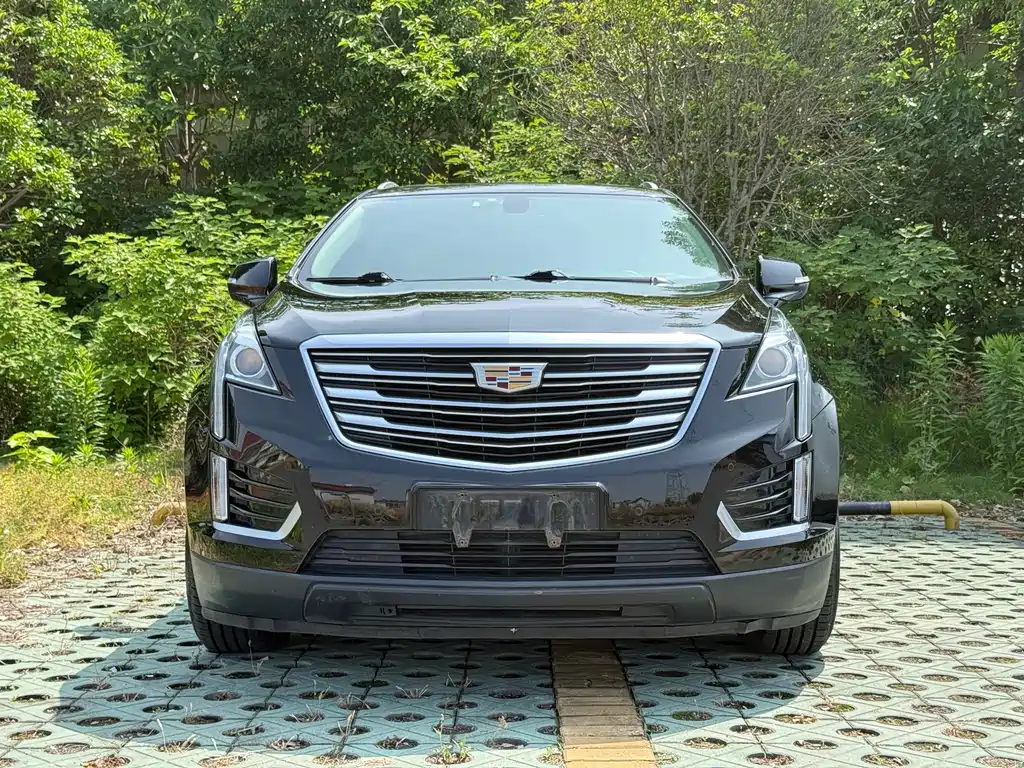 Cadillac XT5 2018 — фото 2