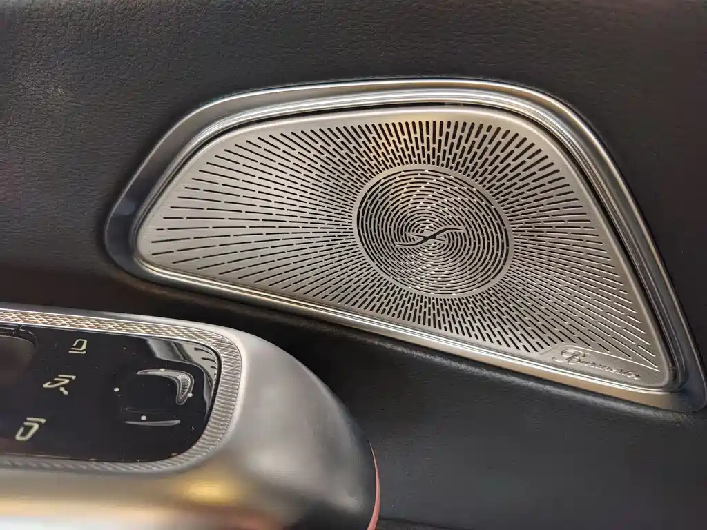 Mercedes-Benz E-Class 2023 — фото 20
