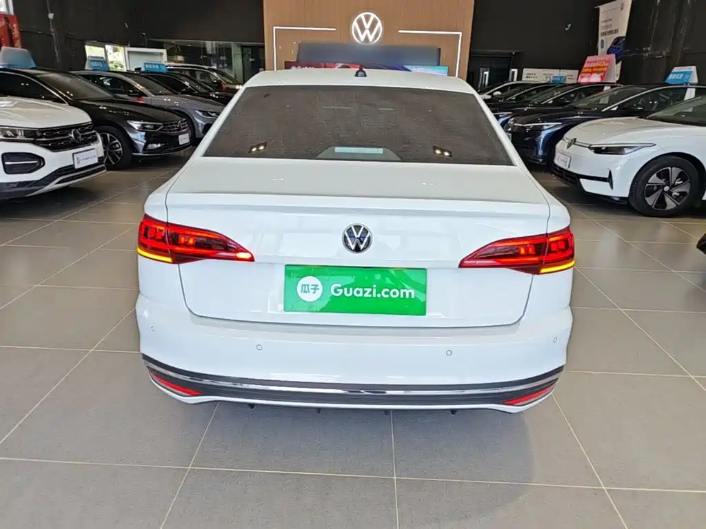 Volkswagen Bora 2025