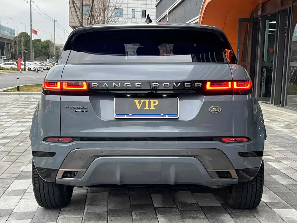 Land Rover Evoque 2020 — фото 16