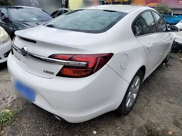 Buick Regal 2016