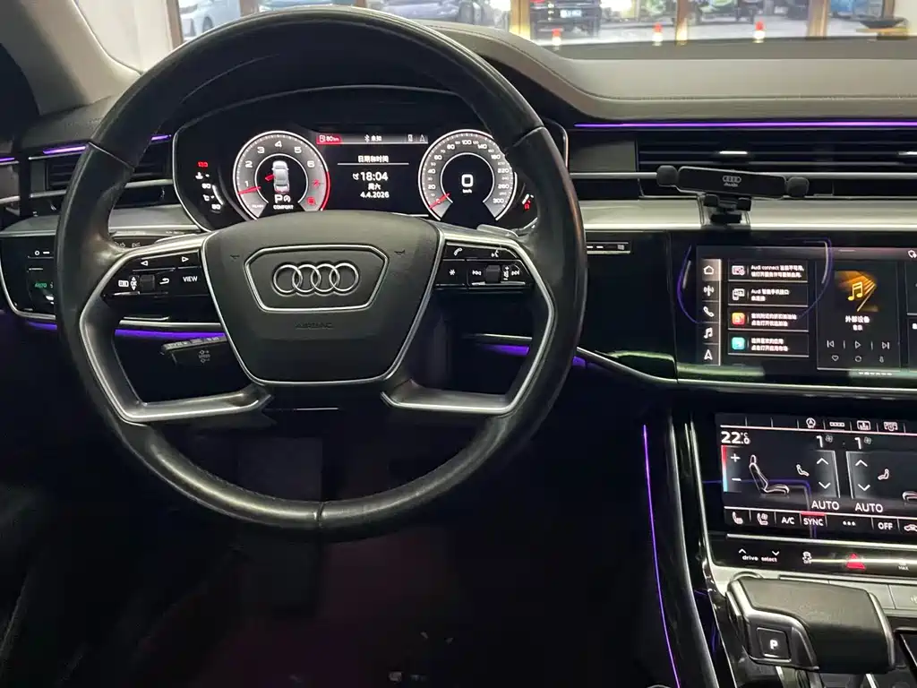 Audi A8 2022 — фото 21