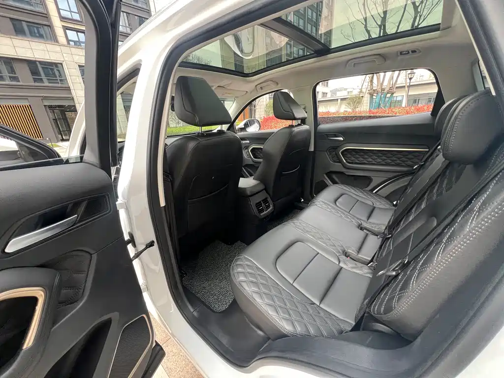 Haval H6 2021 — фото 10