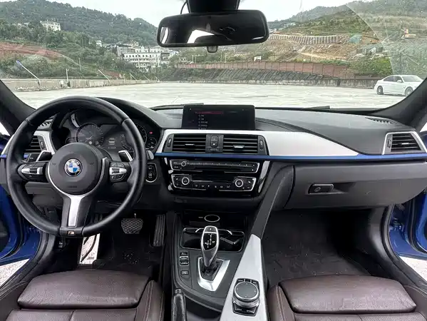 BMW 3 Series 2018