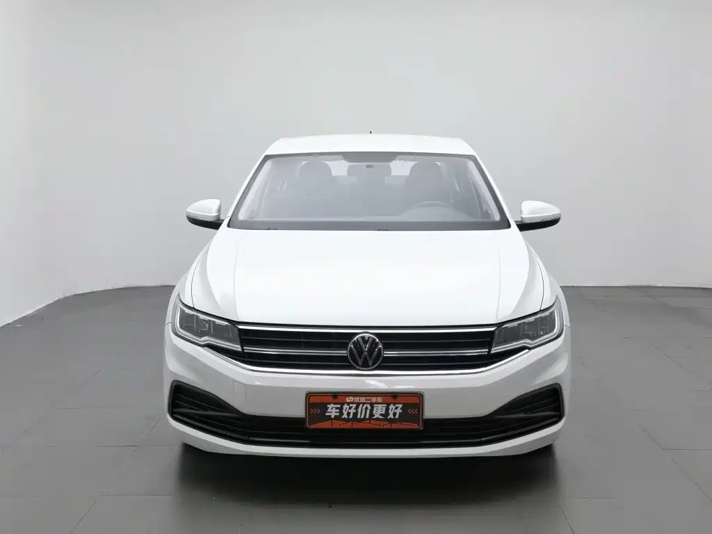 Volkswagen Bora 2023