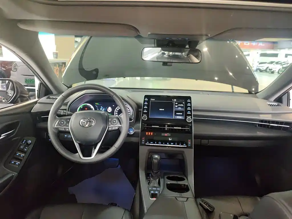 Toyota Avalon 2022 — фото 10