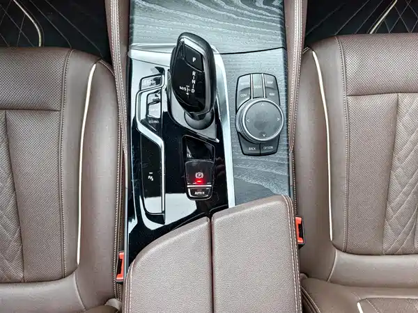 BMW 5 Series 2023