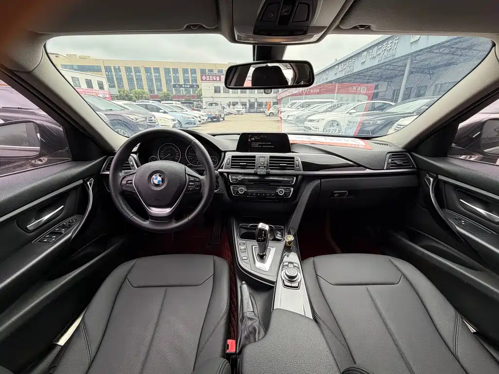 BMW 3 Series 2016 — фото 10