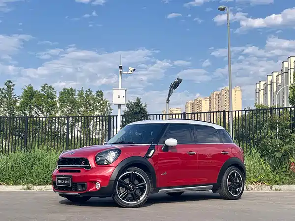 MINI Countryman 2016