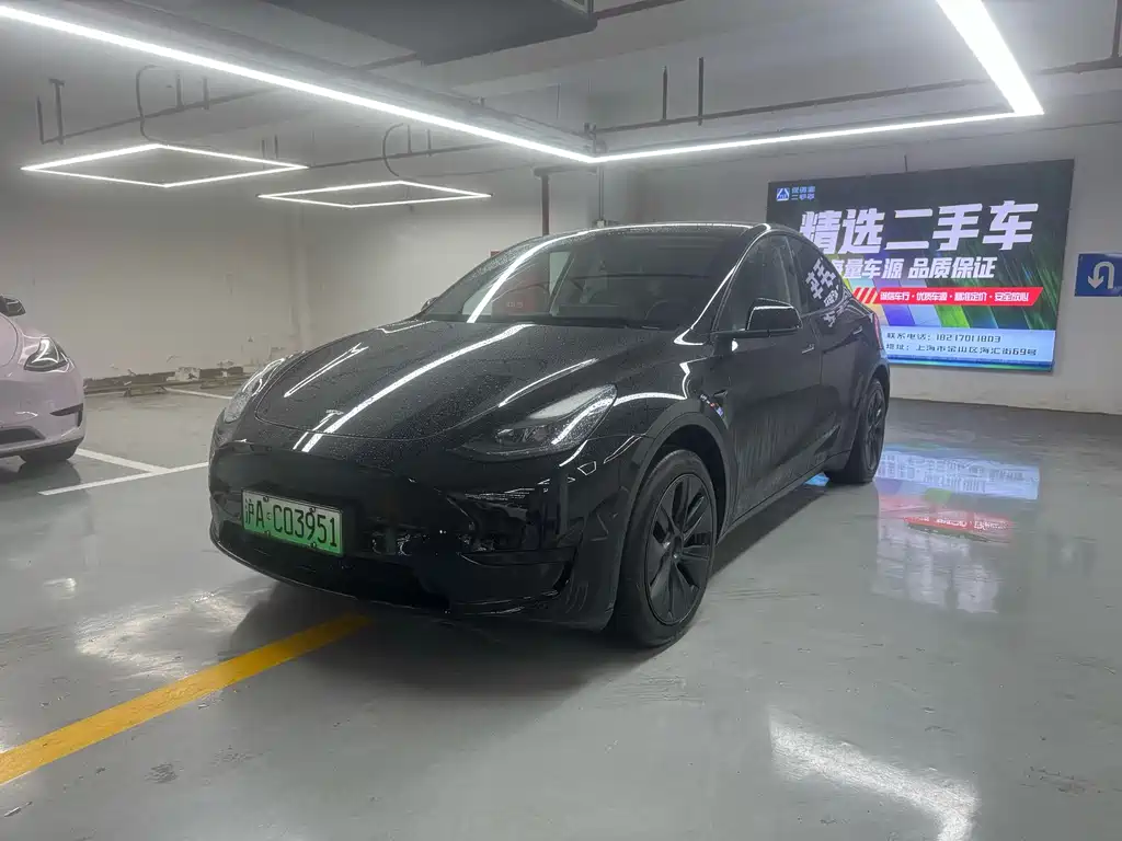 Tesla Model Y 2023 — фото 1