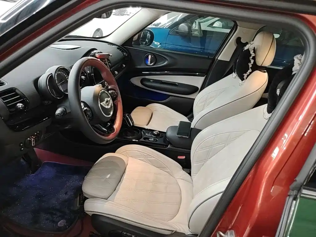 MINI Clubman 2020 — фото 15