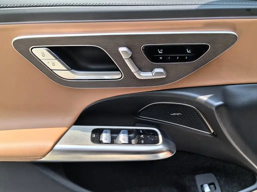 Mercedes-Benz E-Class 2024