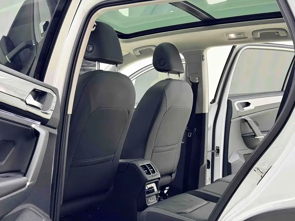 Volkswagen Tayron 2023
