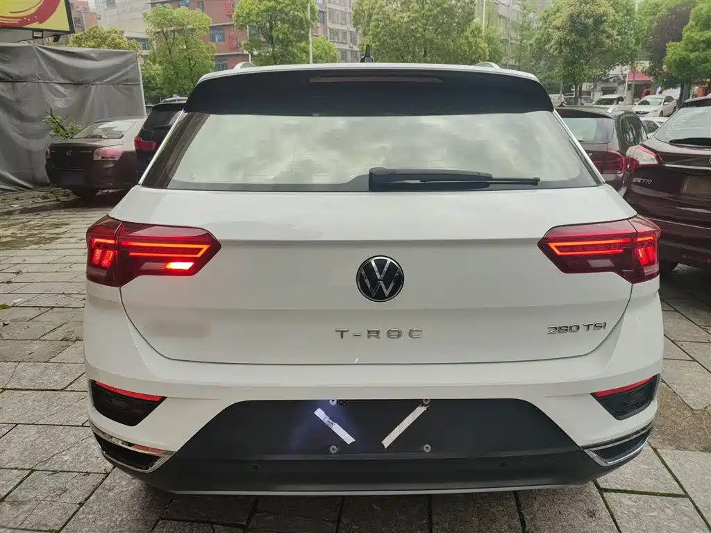 Volkswagen T-Roc 2022 — фото 6