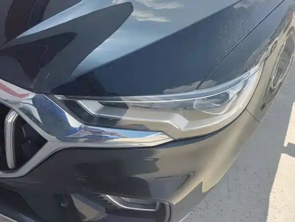 Hongqi HS5 2022