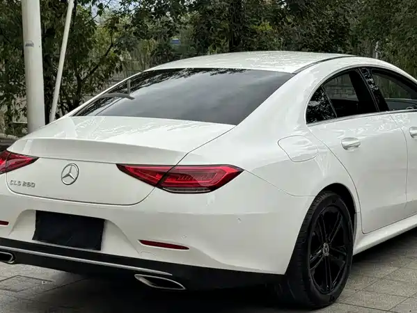 Mercedes-Benz CLS 2021