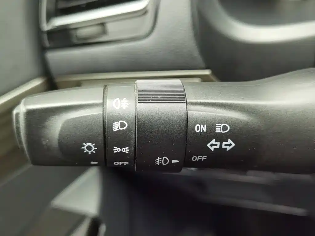 Isuzu Mu-X Shepherd 2023 — фото 21