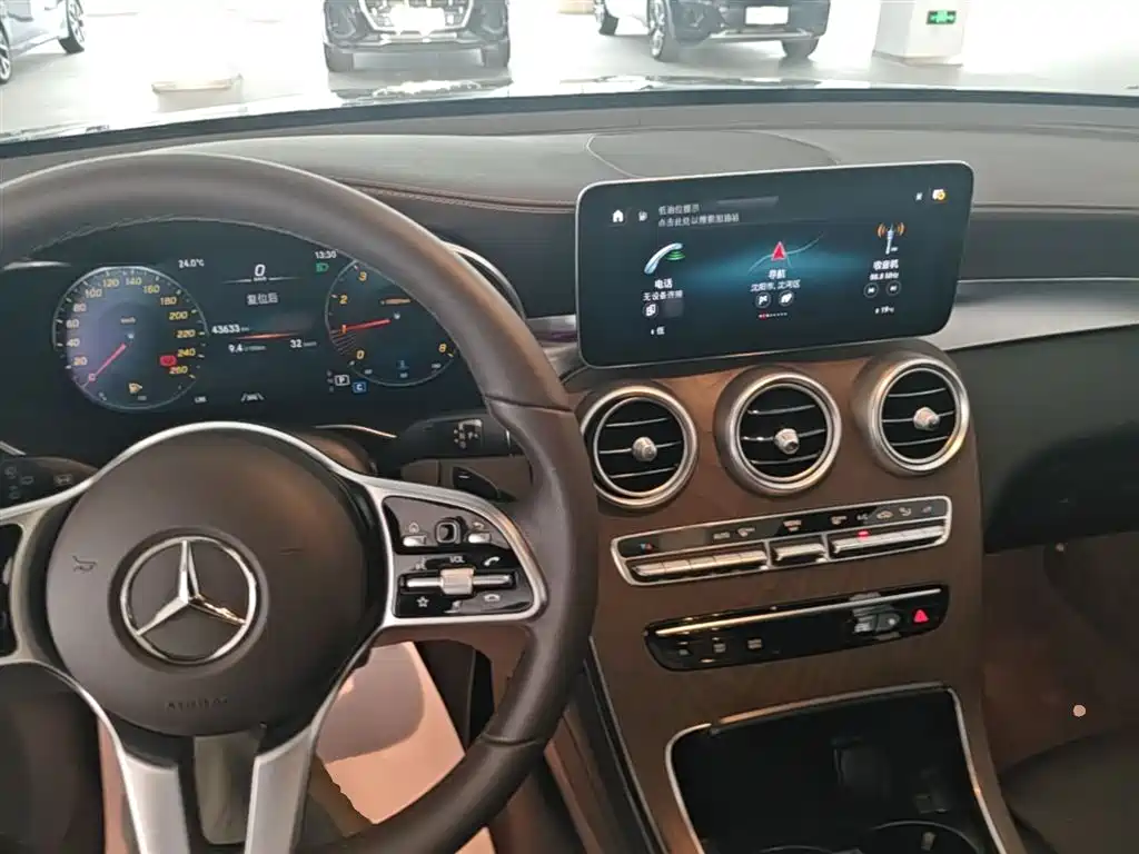 Mercedes-Benz GLC 2022 — фото 10
