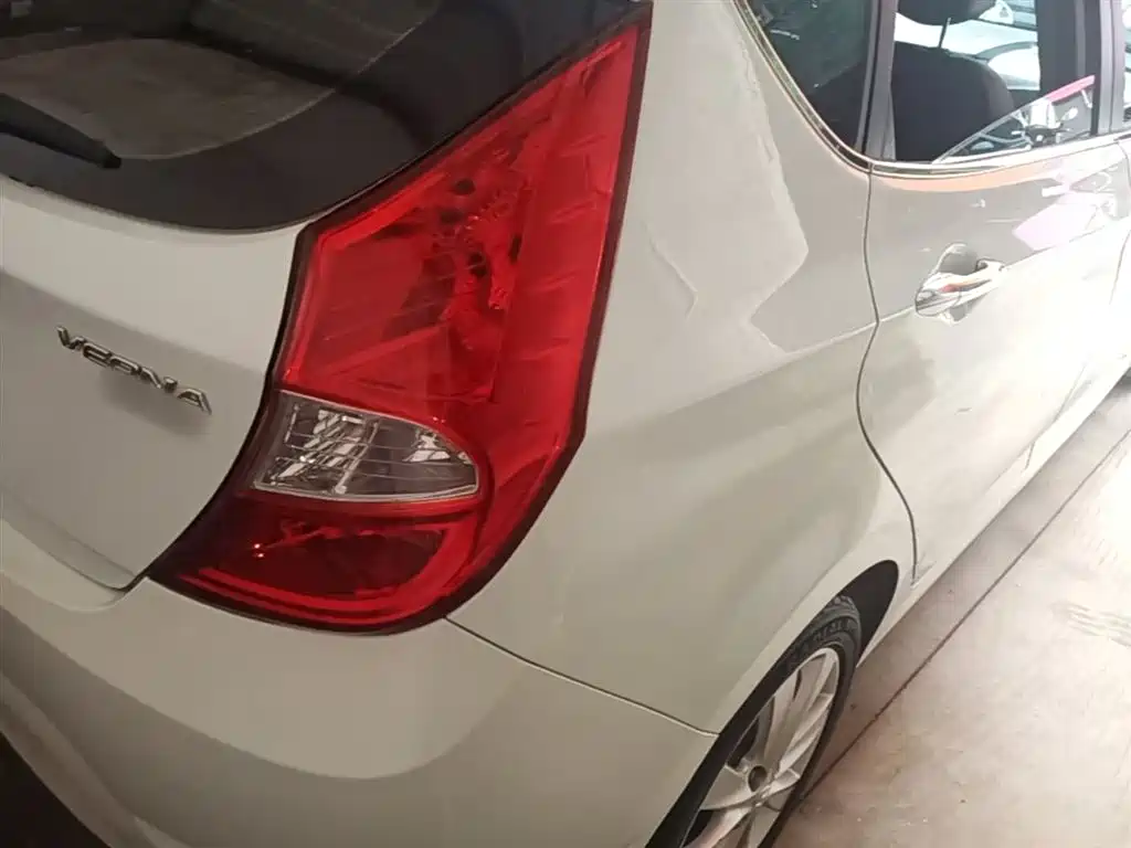 Hyundai Ruiyi 2015 — фото 8