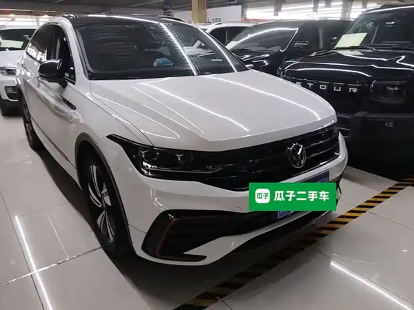 Volkswagen Tiguanx 2023