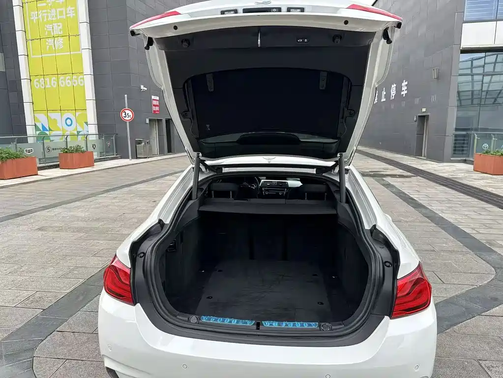 BMW 4 Series 2019 — фото 35