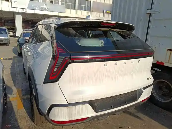 Geely Boyue L 2025
