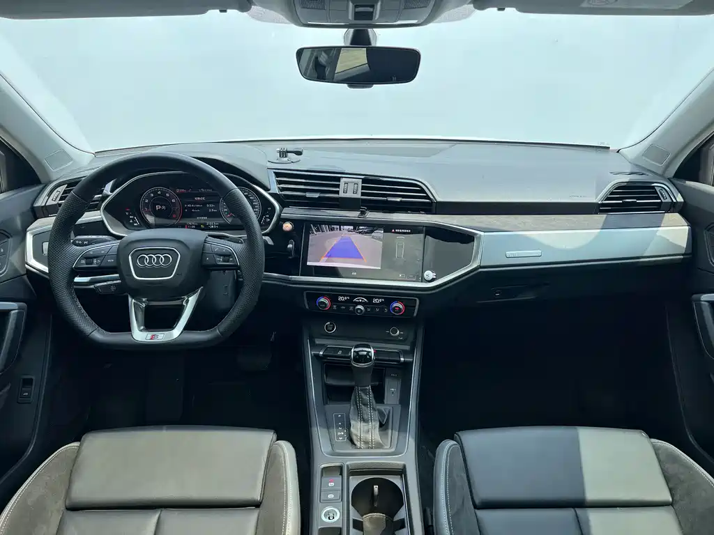 Audi Q3 Sportback 2023 — фото 6