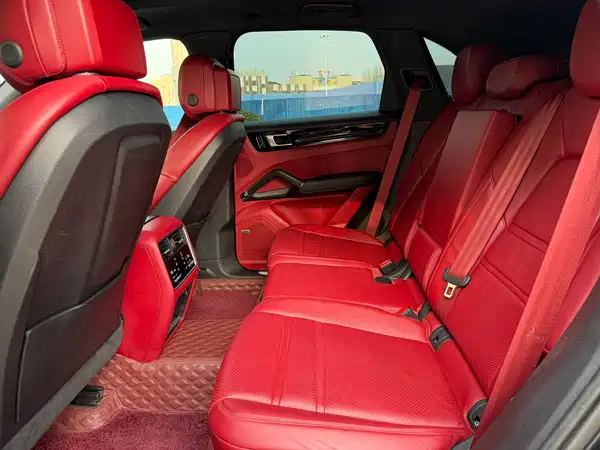 Porsche Cayenne New Energy 2021