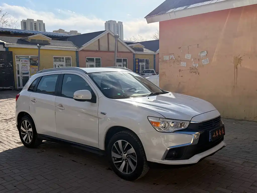 Mitsubishi ASX 2016 — фото 3