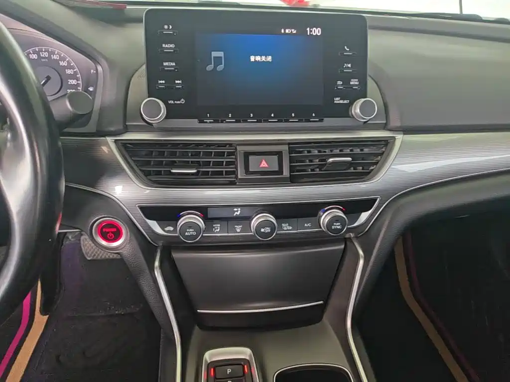 Honda Accord 2020 — фото 13