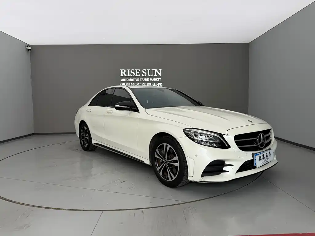 Mercedes-Benz C-Class 2020 — фото 3