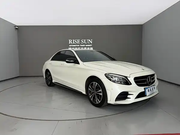 Mercedes-Benz C-Class 2020
