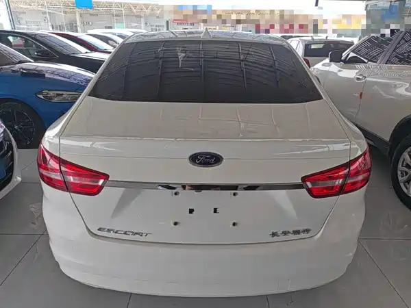 Ford Escort 2017