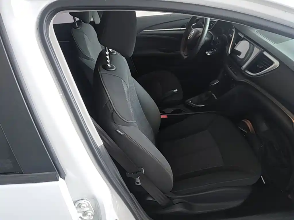 Buick Excelle GT 2021 — фото 25