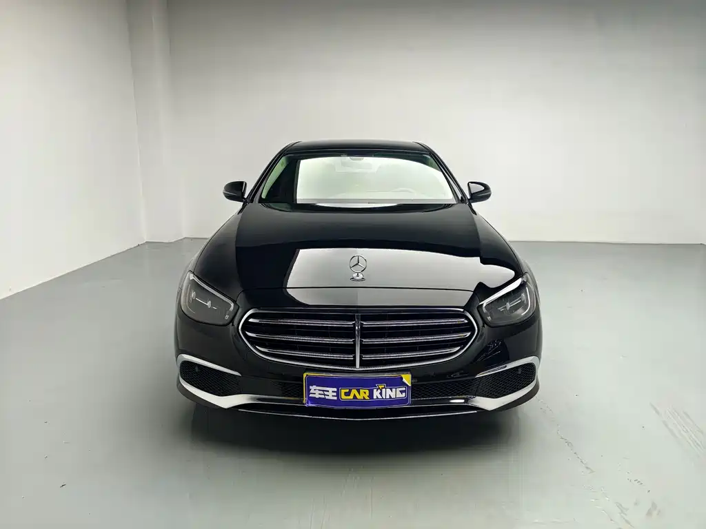 Mercedes-Benz E-Class 2022