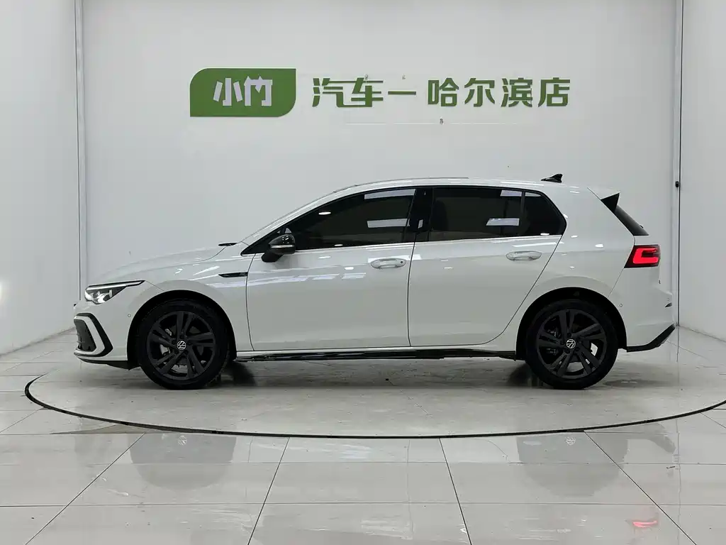 Volkswagen Golf 2023