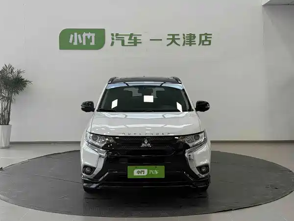 Mitsubishi Outlander 2022