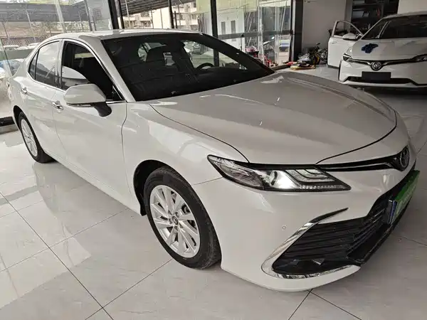 Toyota Camry 2021