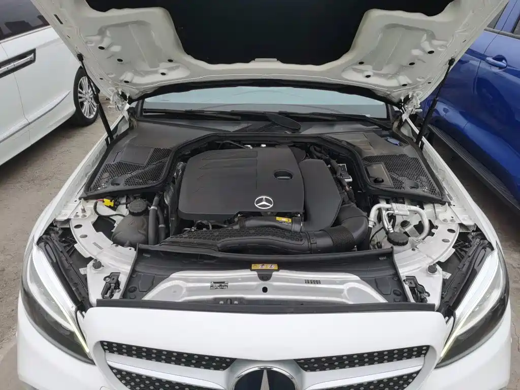 Mercedes-Benz C-Class 2018 — фото 20