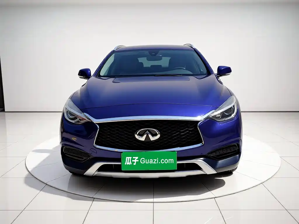 Infiniti QX30 2018 — фото 24