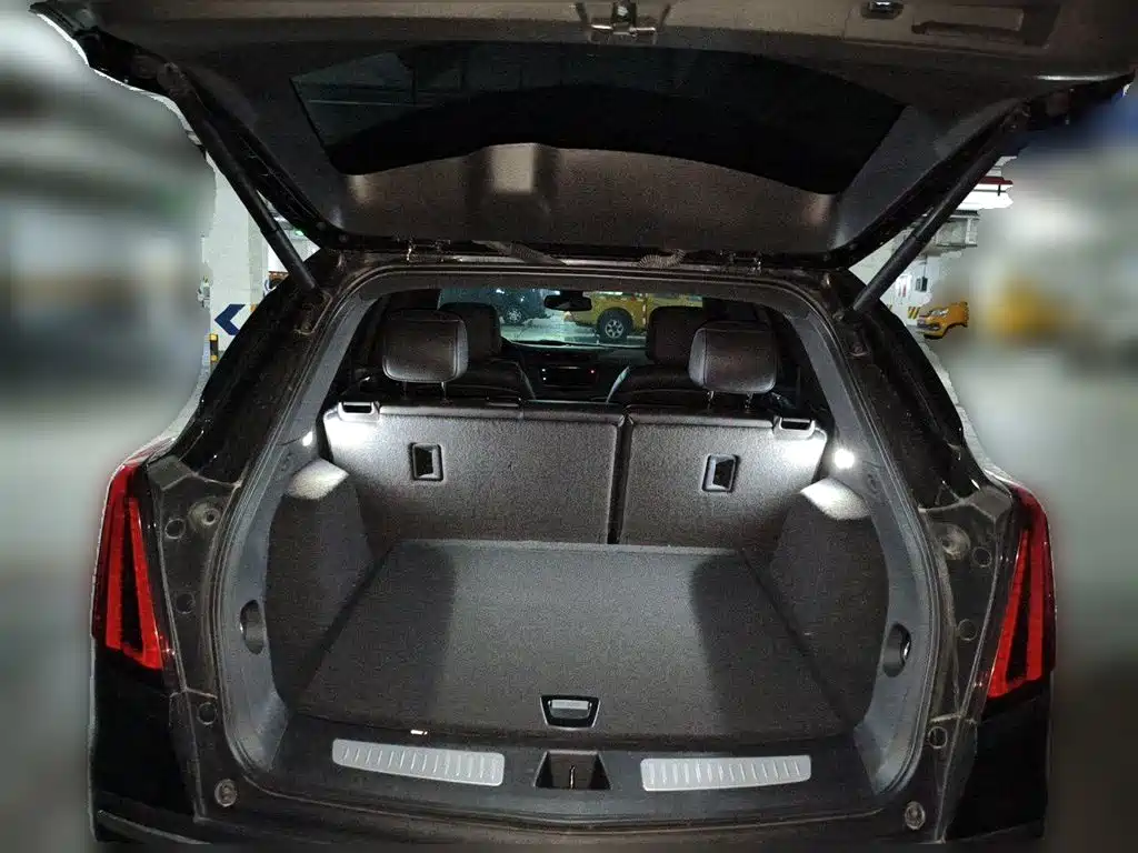 Cadillac XT5 2022 — фото 10