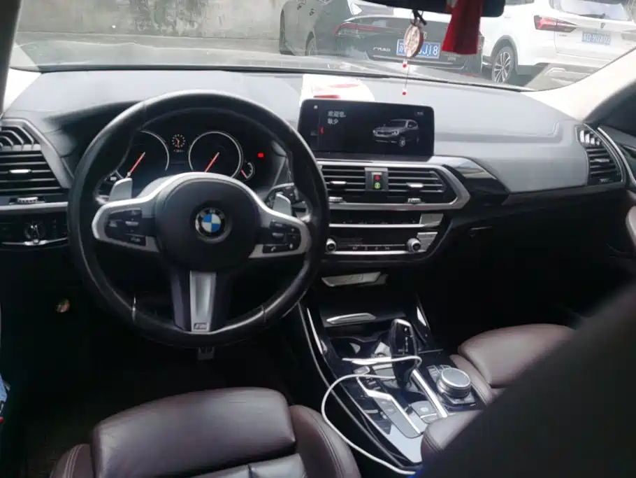 BMW X3 2019 — фото 12