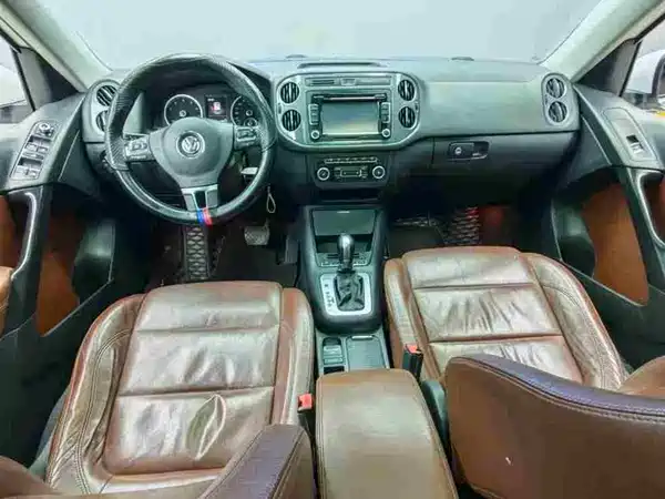 Volkswagen Tiguan 2015