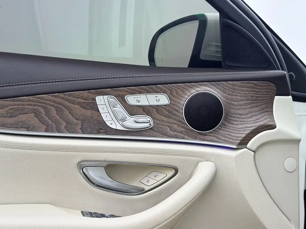 Mercedes-Benz E-Class 2017